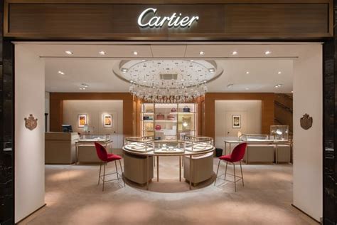 avis sur cartier galeries lafayette|Cartier opens renovated boutique at Galeries Lafayette in Paris.